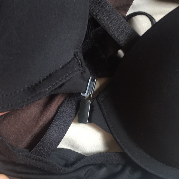 Victoria’s Secret bra - Picture 3 of 3